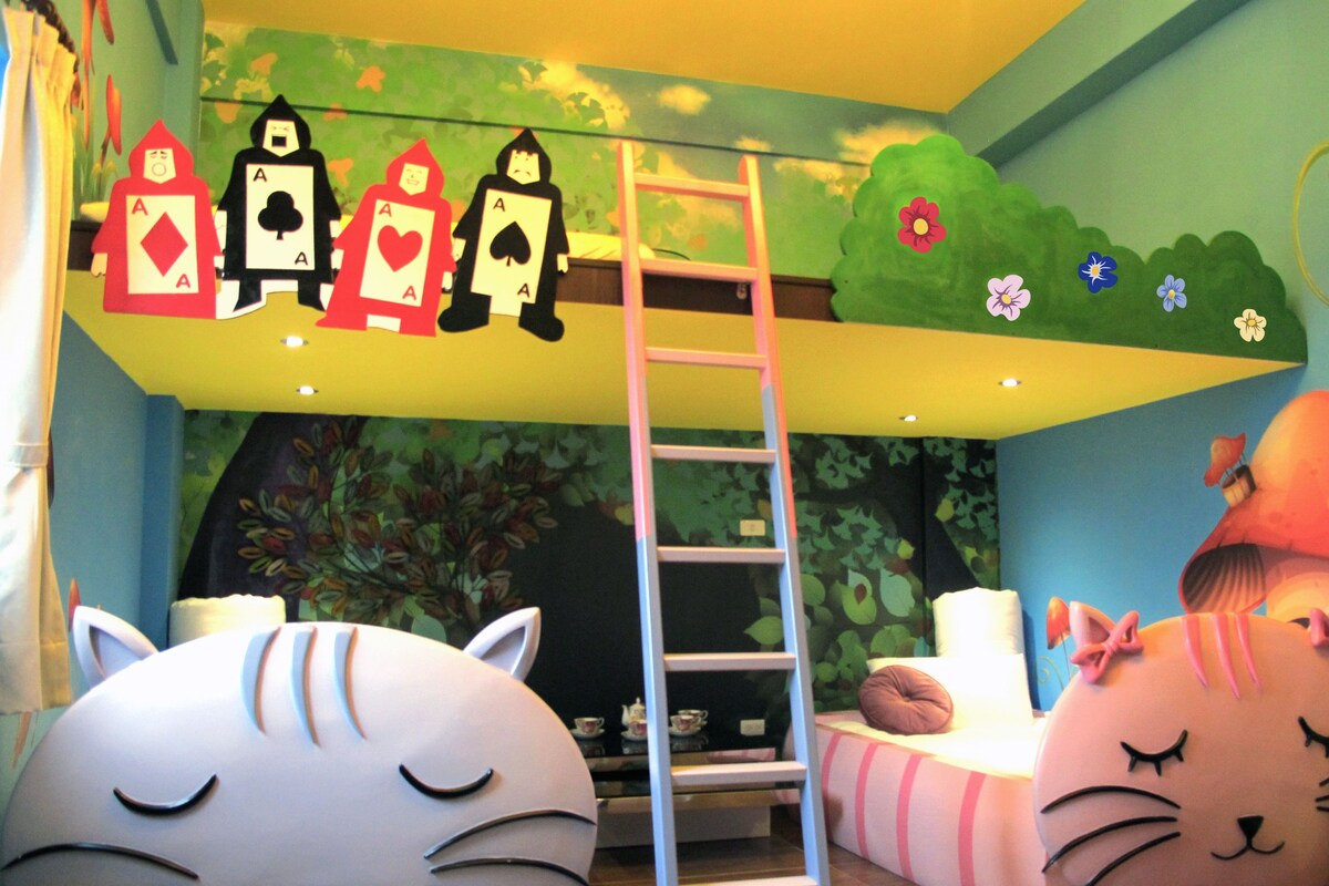 Children’s theme room
