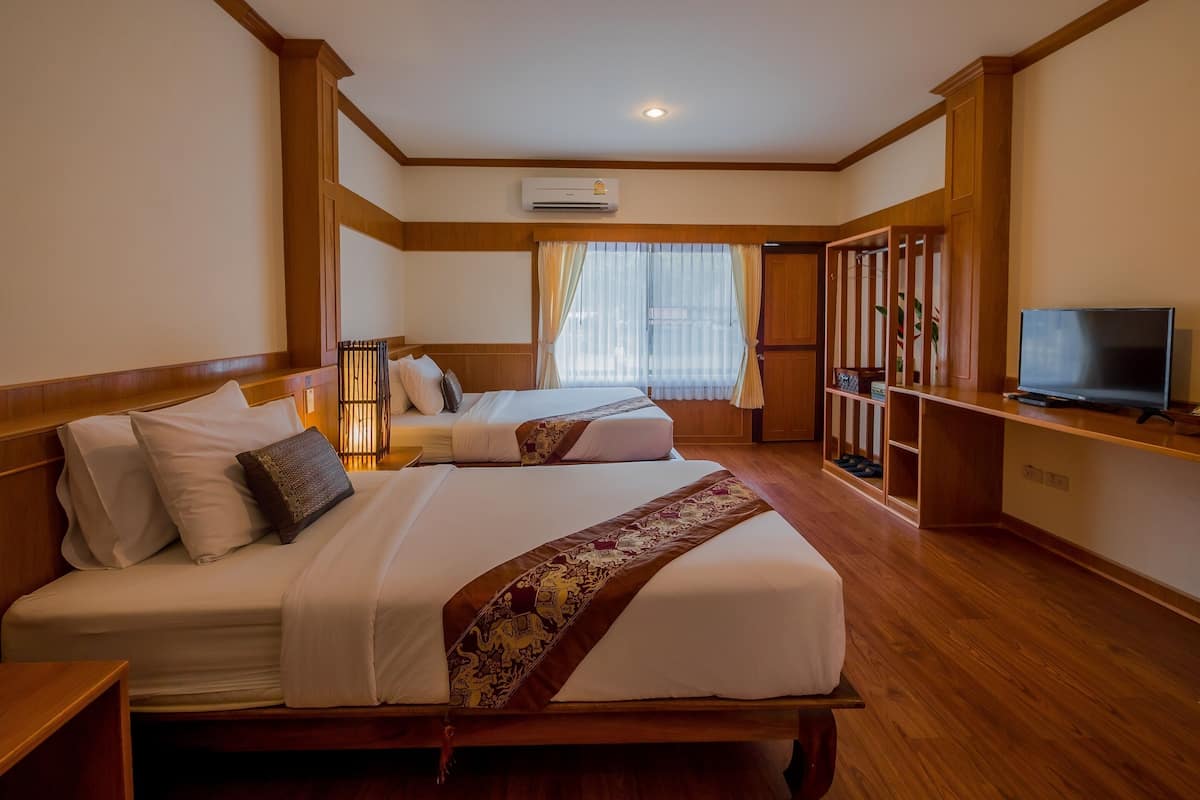 Superior Room | Park view