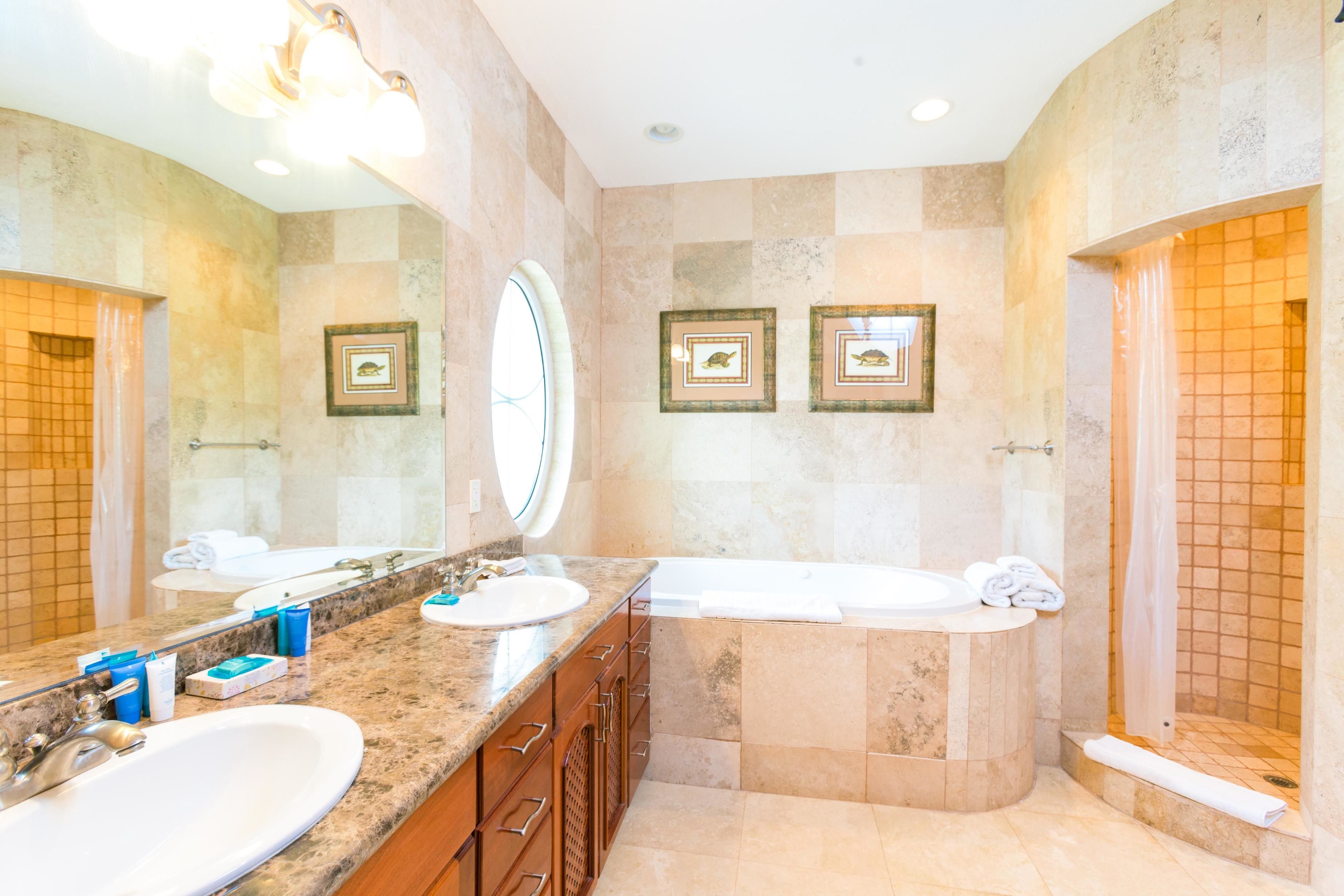 condo, 2 bedrooms, terrace, ocean view | bathroom | shower, towels