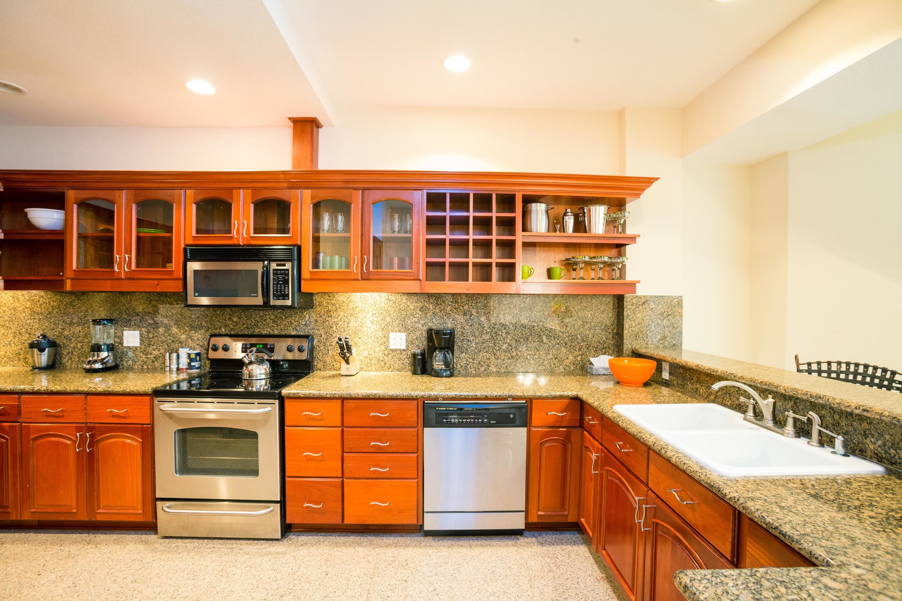 condo, 2 bedrooms, terrace, ocean view | private kitchen | fridge, microwave, coffee/tea maker