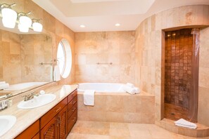 Bathroom - Lawson Rock Parrotfish 206 (Roatan)