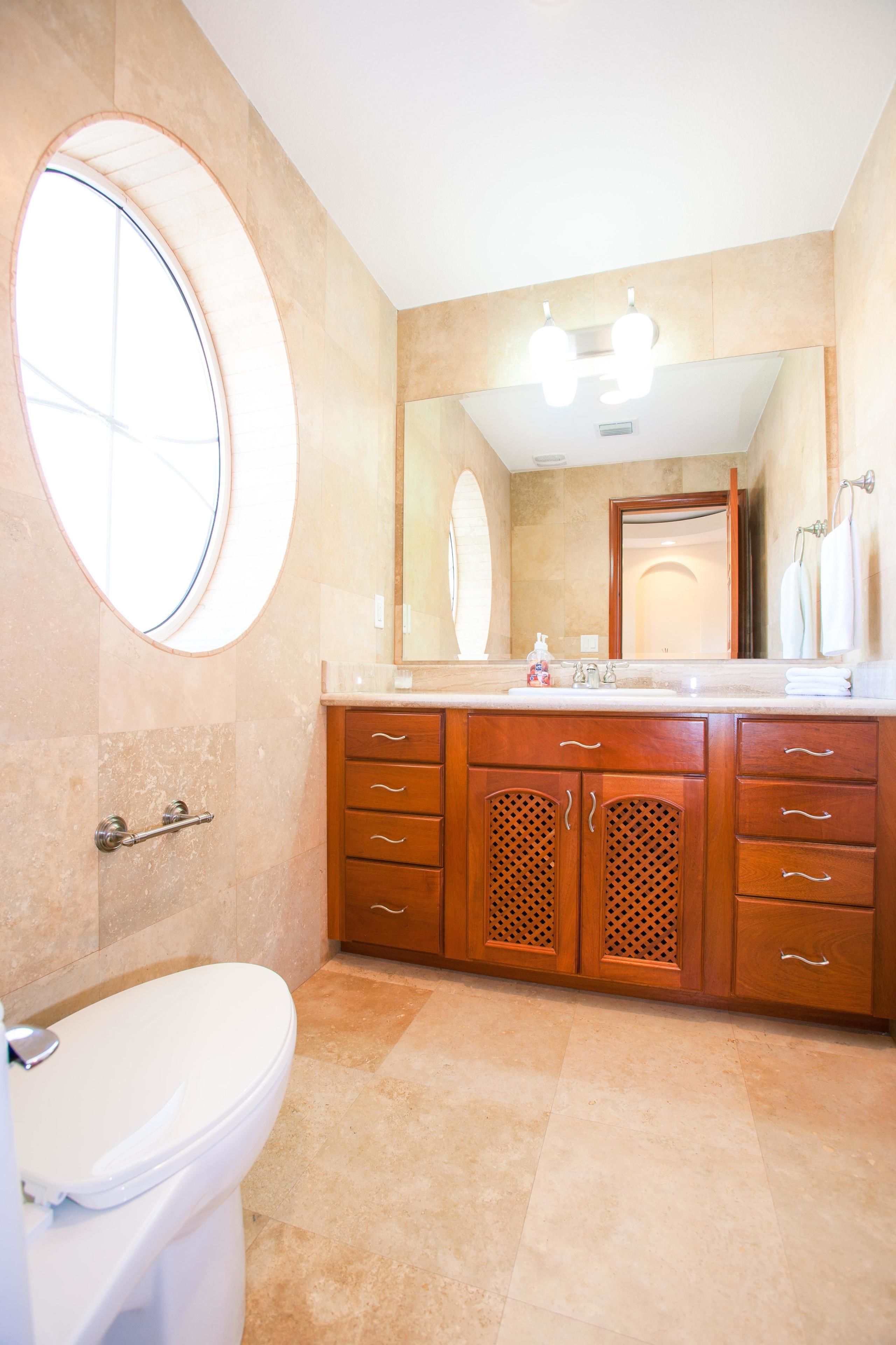 condo, 3 bedrooms, terrace, ocean view | bathroom | shower, towels