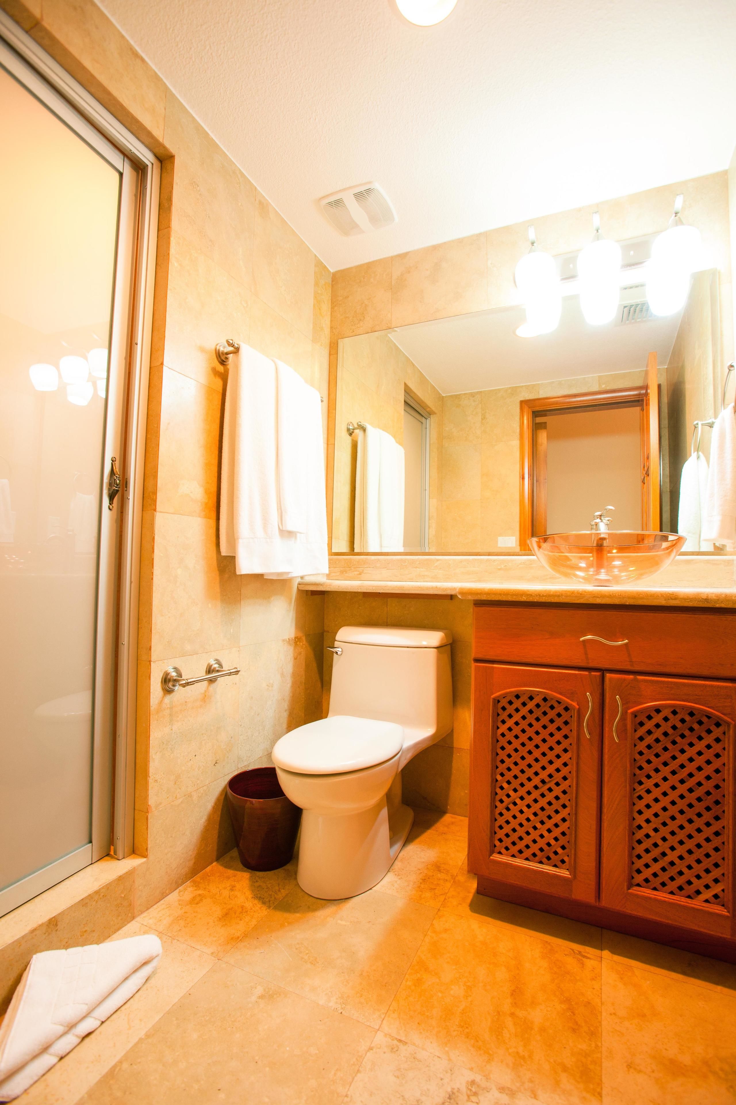 condo, 3 bedrooms, terrace, ocean view | bathroom | shower, towels