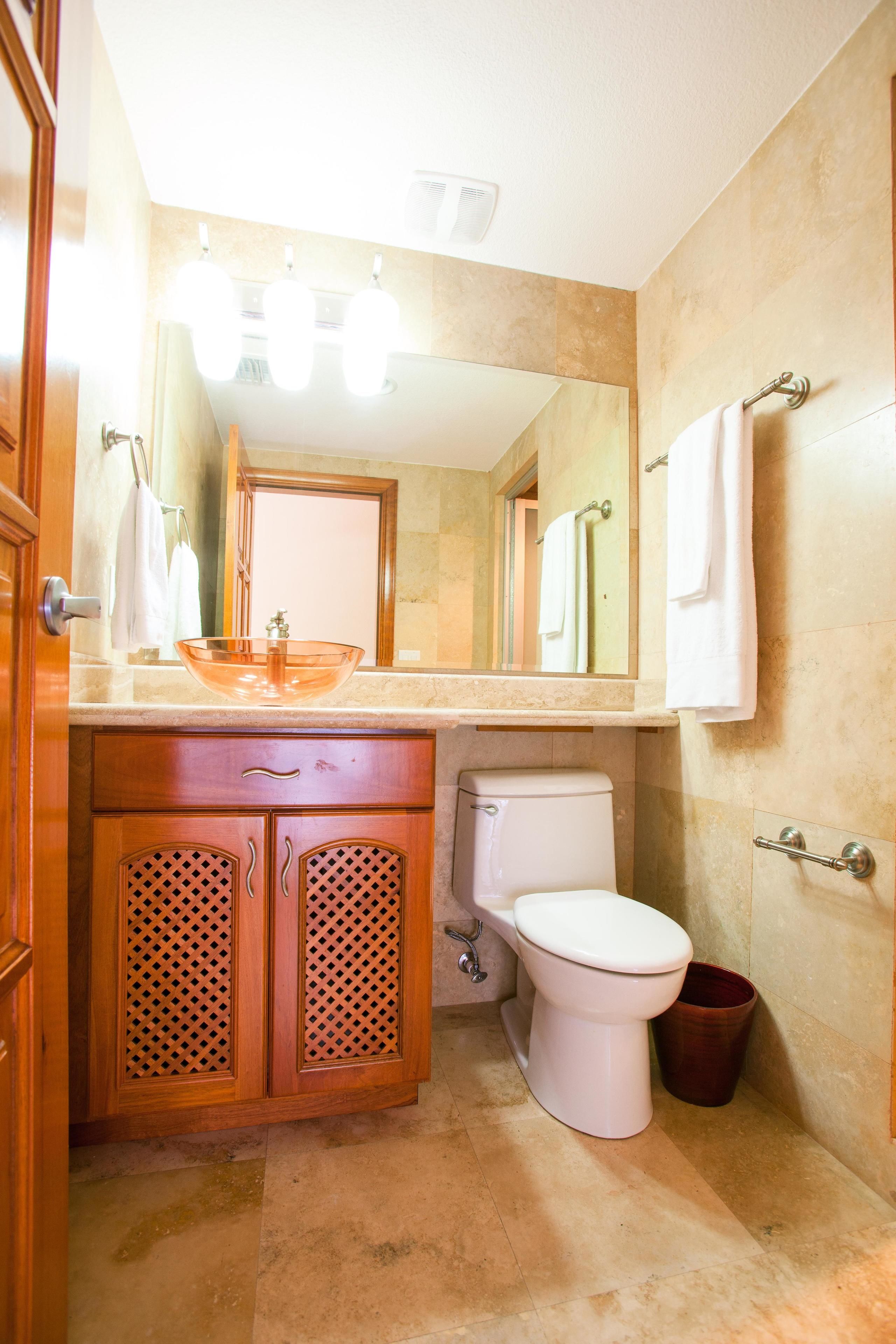 condo, 3 bedrooms, terrace, ocean view | bathroom | shower, towels