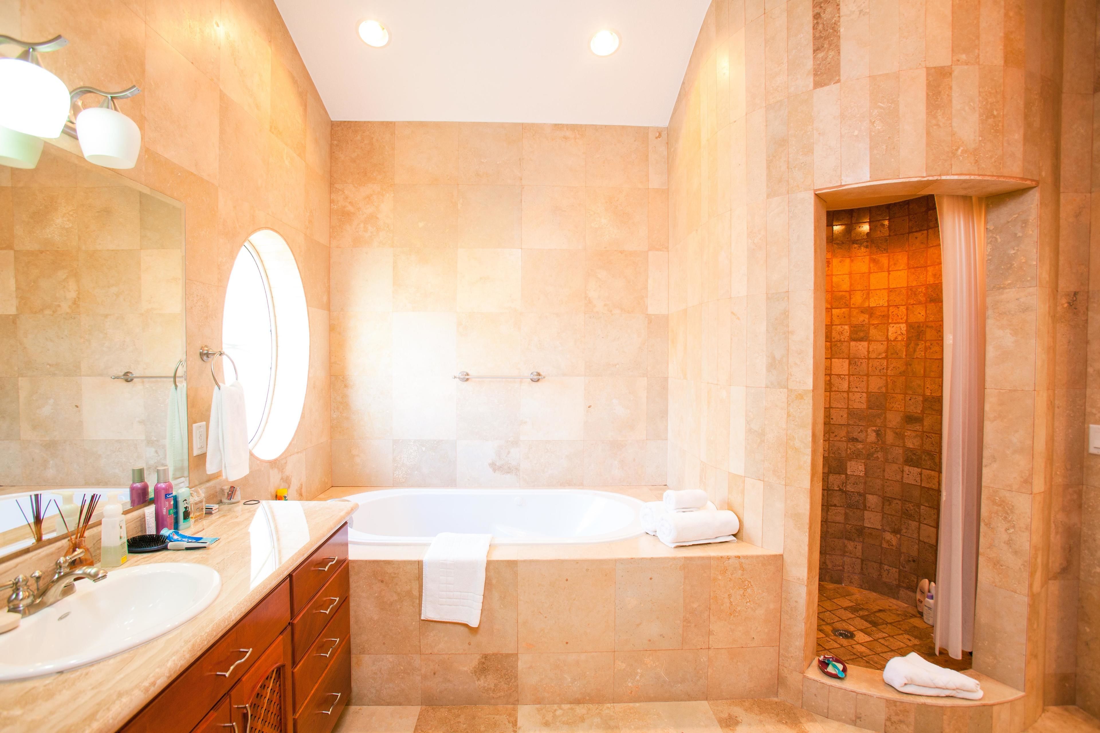 condo, 3 bedrooms, terrace, ocean view | bathroom amenities | shower, towels