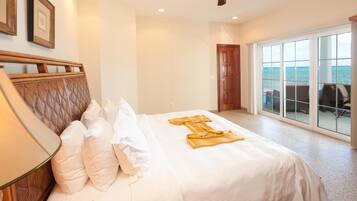 Condo, 3 Bedrooms, Ocean View | 3 bedrooms