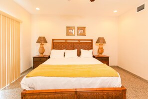 Condo, 2 chambres, terrasse, vue sur l’océan | 2 chambres