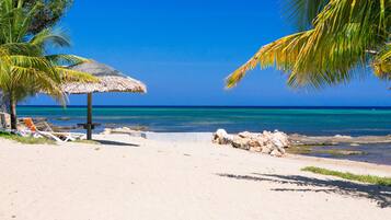 Condo, 1 Bedroom, Garden View | Beach | Beach nearby