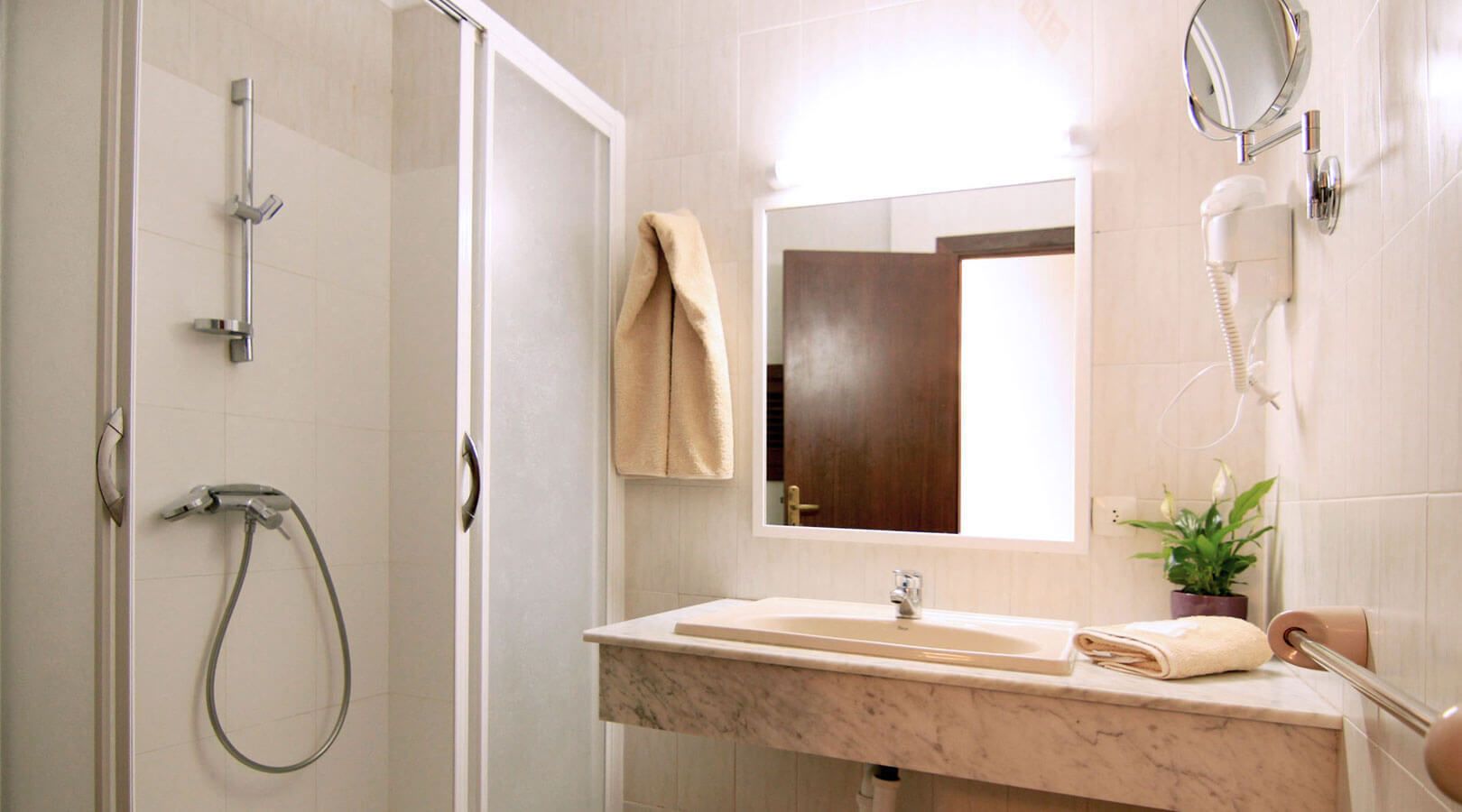 Photo - Cala Figuera