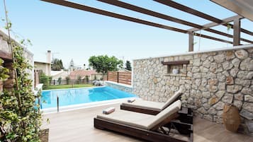 Superior-Studiosuite, eigener Pool | 2 Schlafzimmer, Bettwäsche aus ägyptischer Baumwolle, Zimmersafe