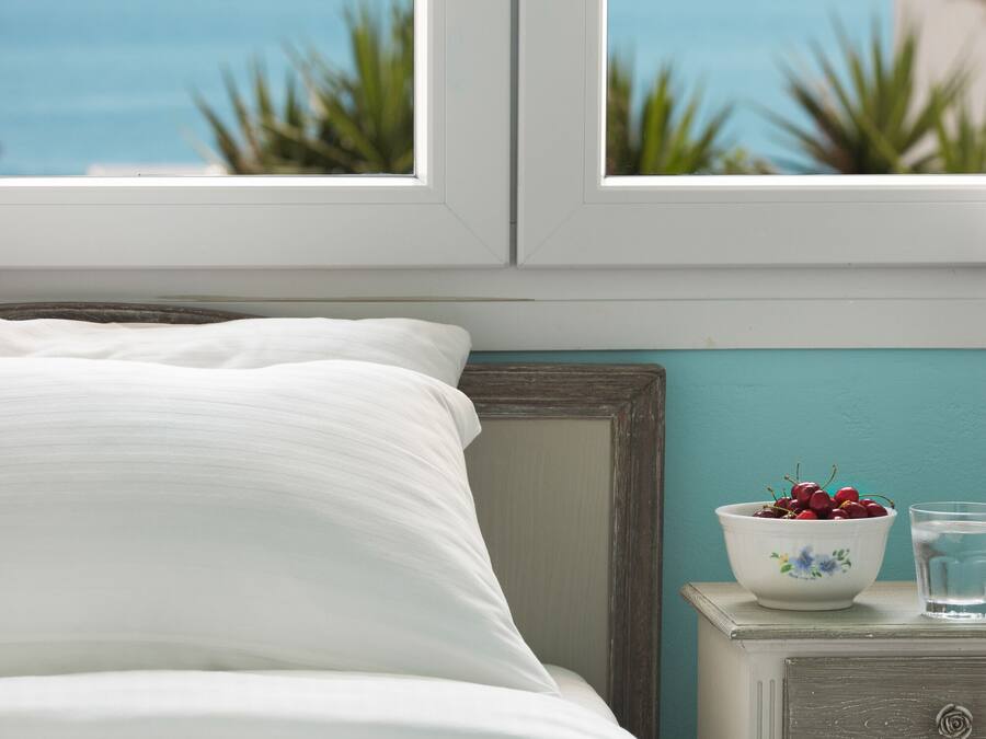 Premium bedding, pillow-top beds, in-room safe, soundproofing