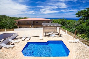 Outdoor pool - Views of Sunset Estates 1A (Roatan)