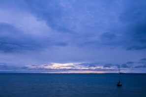 Condo, 3 Bedrooms, Terrace, Ocean View | Beach/ocean view - Villa Del Playa 3 (Roatan)