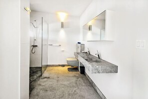 Villa, 3 chambres | Salle de bain