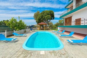 Outdoor pool - Villas Marianna (Rhodes)