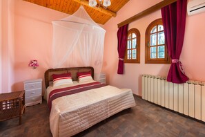 Villa, 2 Bedrooms, Sea View | In-room safe, soundproofing, iron/ironing board, free WiFi