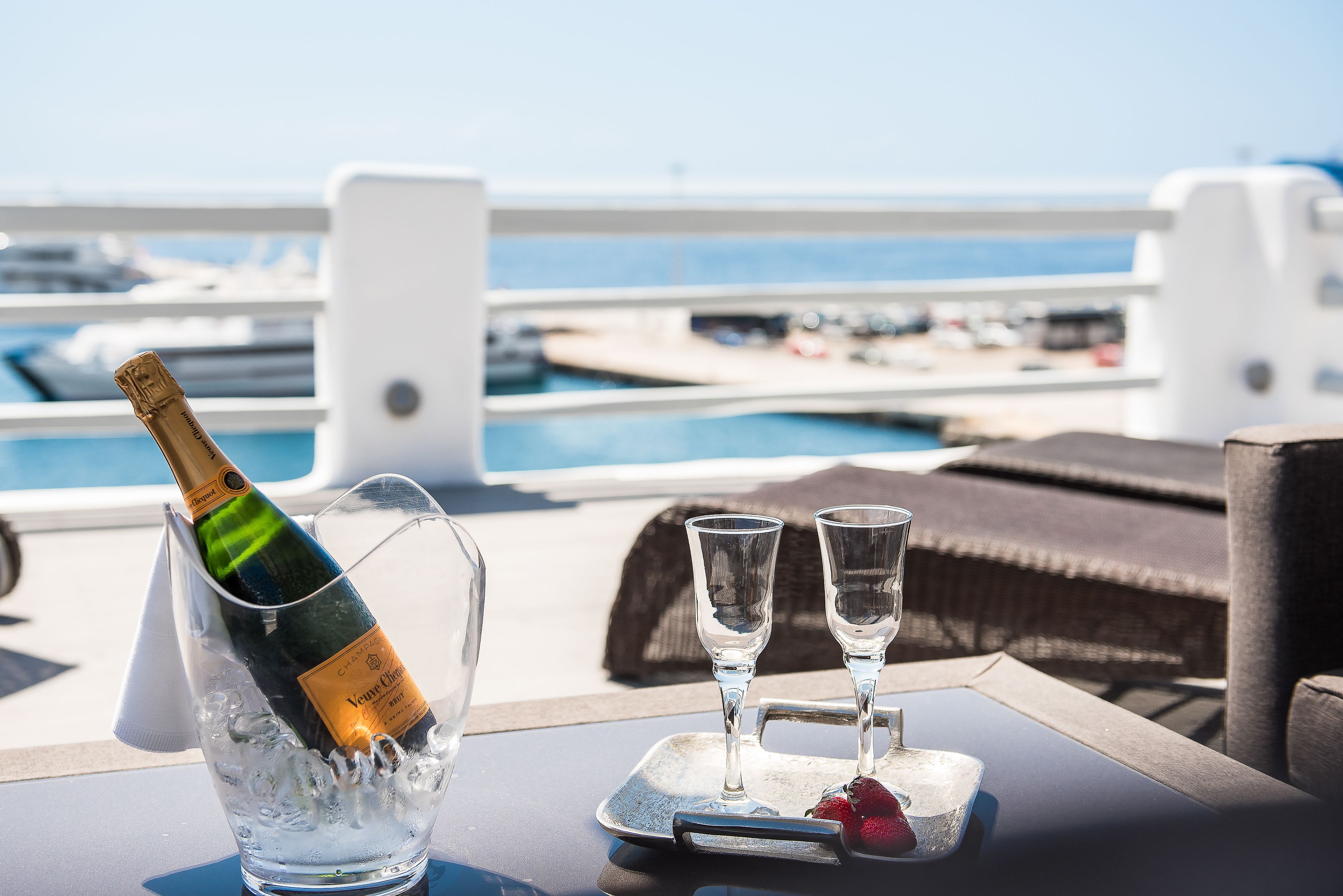 Champagne service