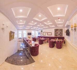 Bar (in der Unterkunft)