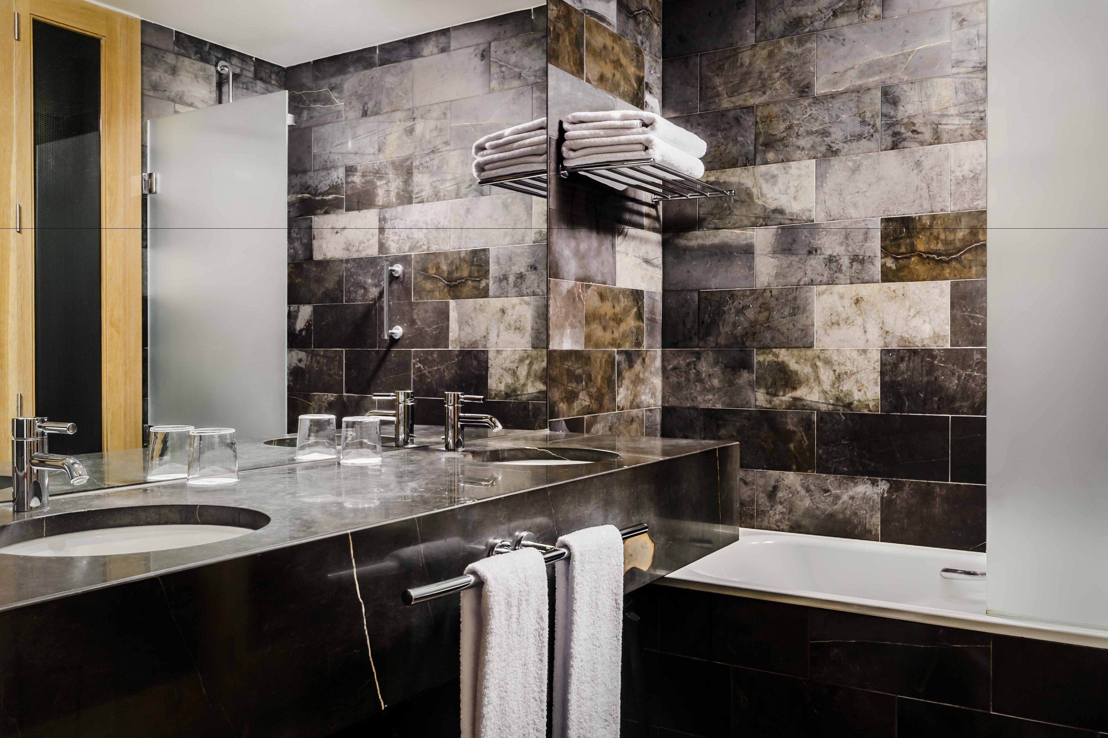 minibar, in-room safe, blackout curtains, soundproofing