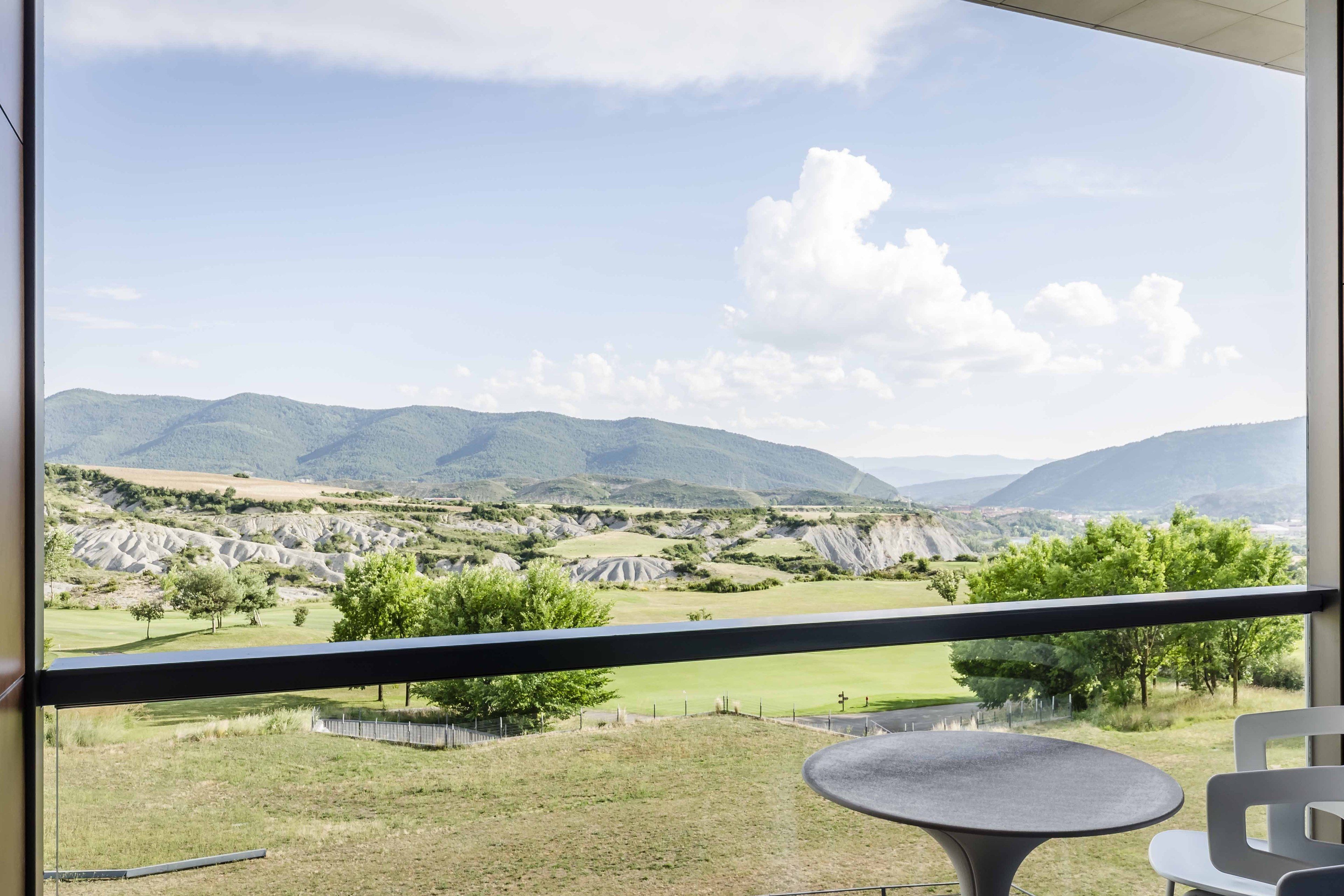 junior suite (2 pax) | minibar, in-room safe, blackout curtains, soundproofing