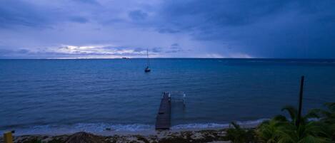 Condo, 3 Bedrooms, Terrace, Ocean View | Property grounds