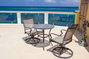 Condo, 3 Bedrooms, Terrace, Ocean View | Balcony - Villa Del Playa Penthouse 5 (Roatan)