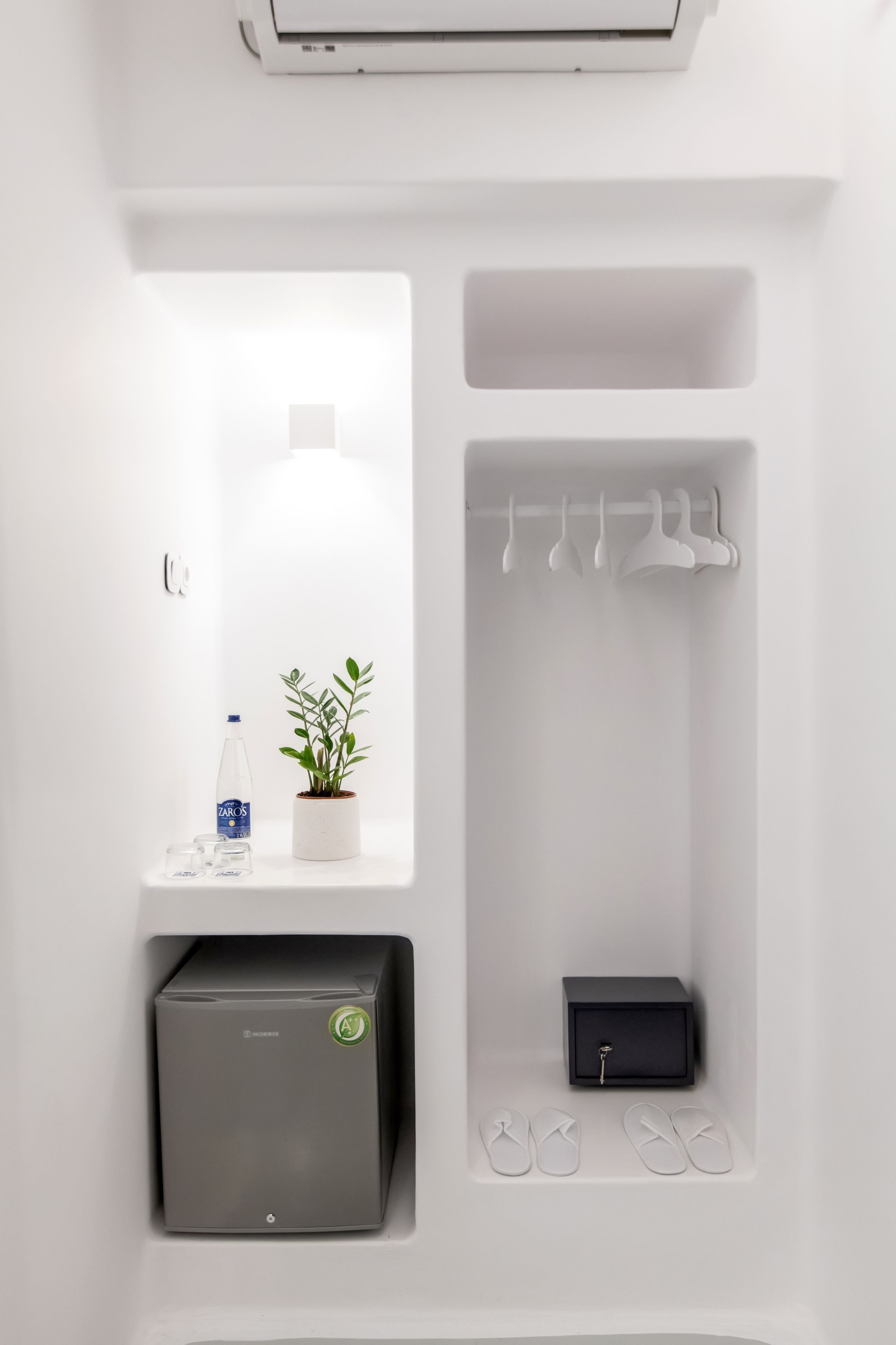 premium bedding, down duvets, pillow-top beds, minibar