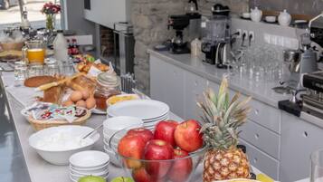 Dagelijks ontbijt met lokale gerechten inbegrepen