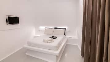 Hochwertige Bettwaren, Daunenbettdecken, Pillowtop-Betten, Minibar