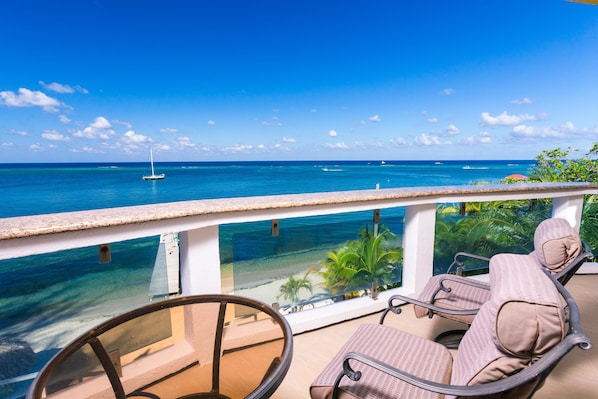 Condo, 3 Bedrooms, Terrace, Ocean View | Balcony