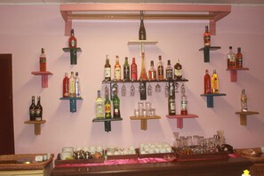 Bar (in der Unterkunft)
