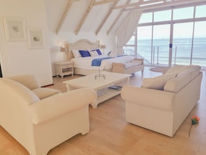 1 bedroom, in-room safe, free WiFi, bed sheets - Whales Way Ocean Retreat (Wilderness)