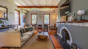 Lobby-Lounge