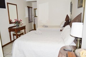 Room - Kate's Nest (Johannesburg South)
