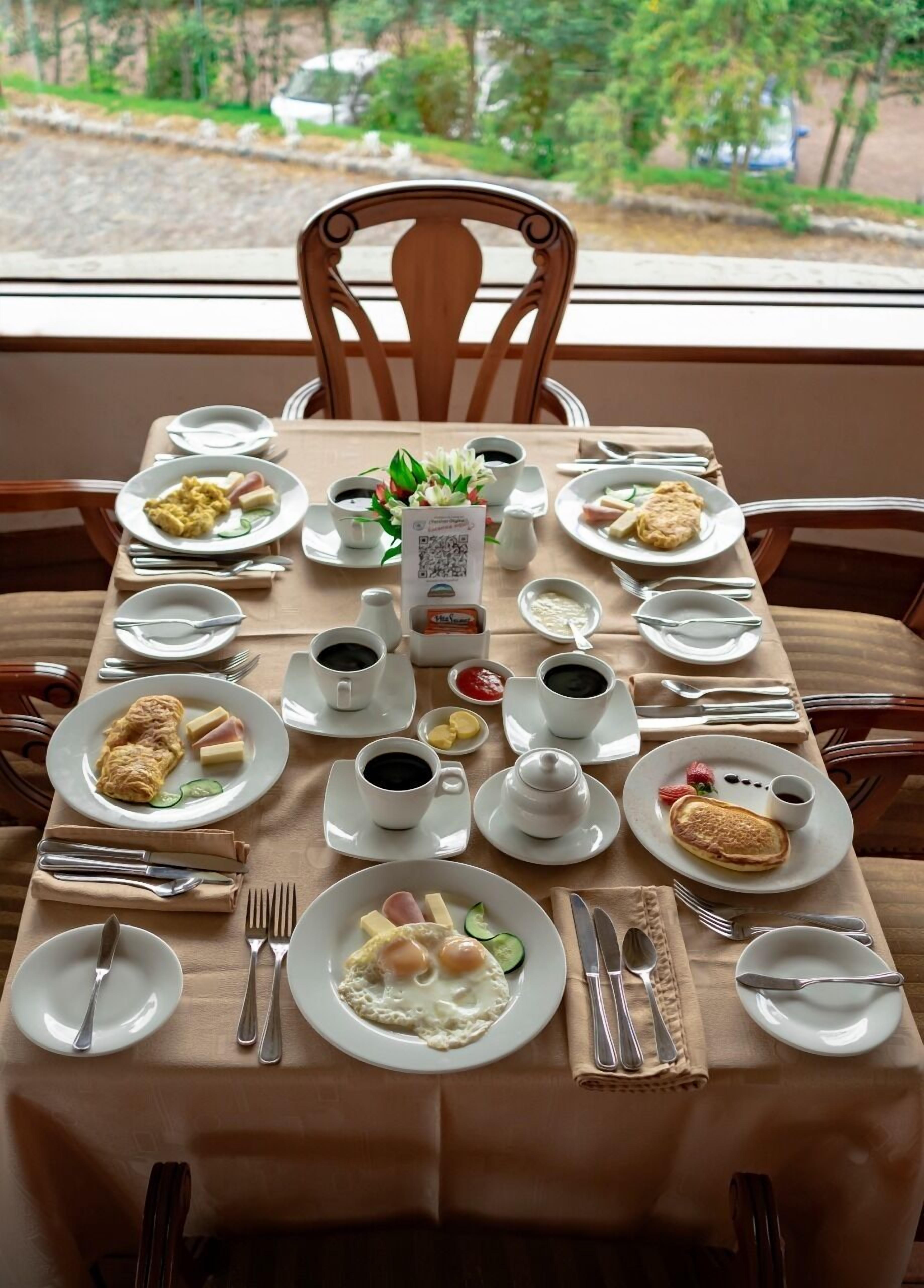 daily full breakfast (usd 14 per person)