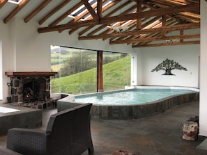 Bain à remous intérieur
