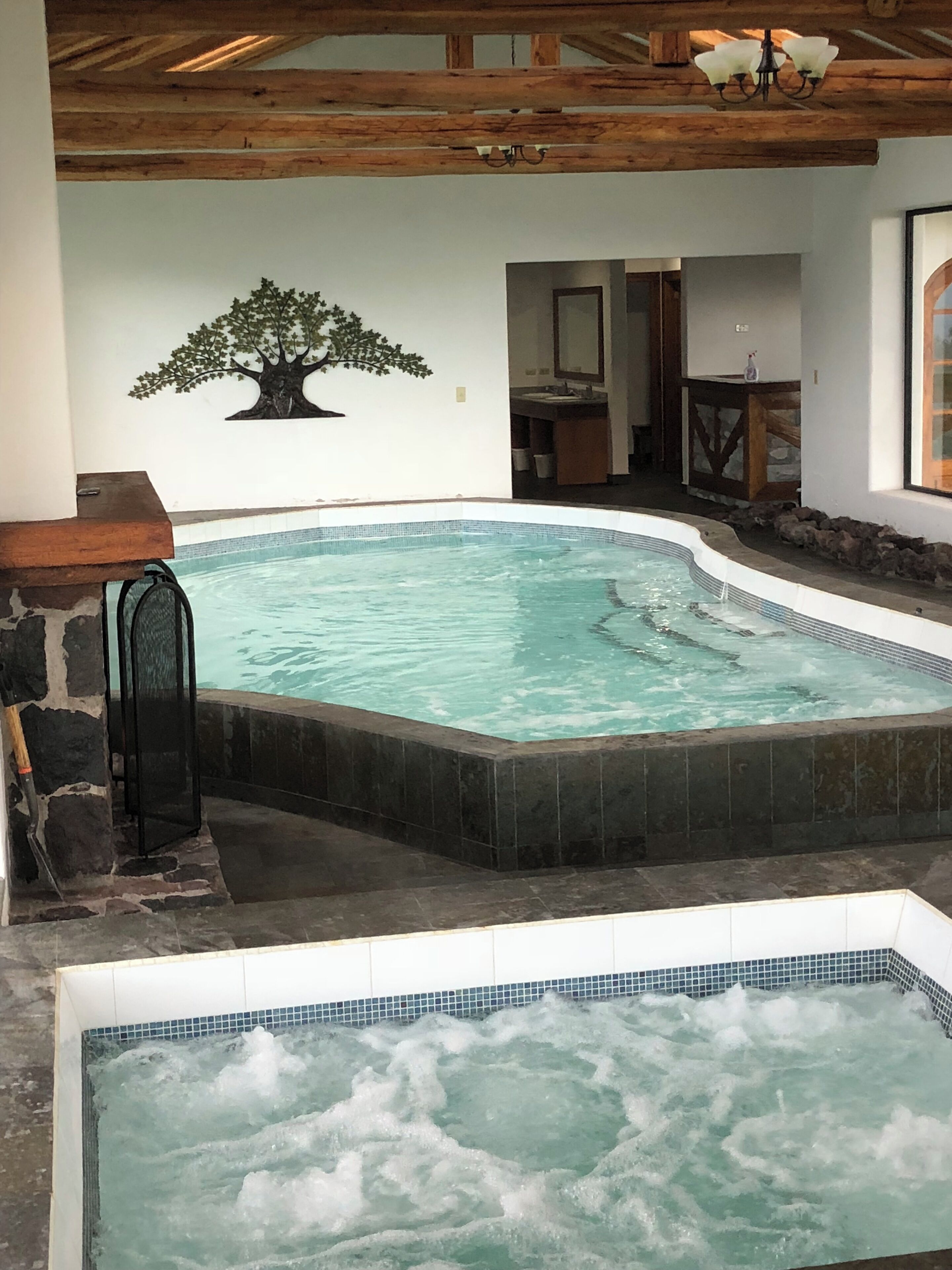 indoor spa tub