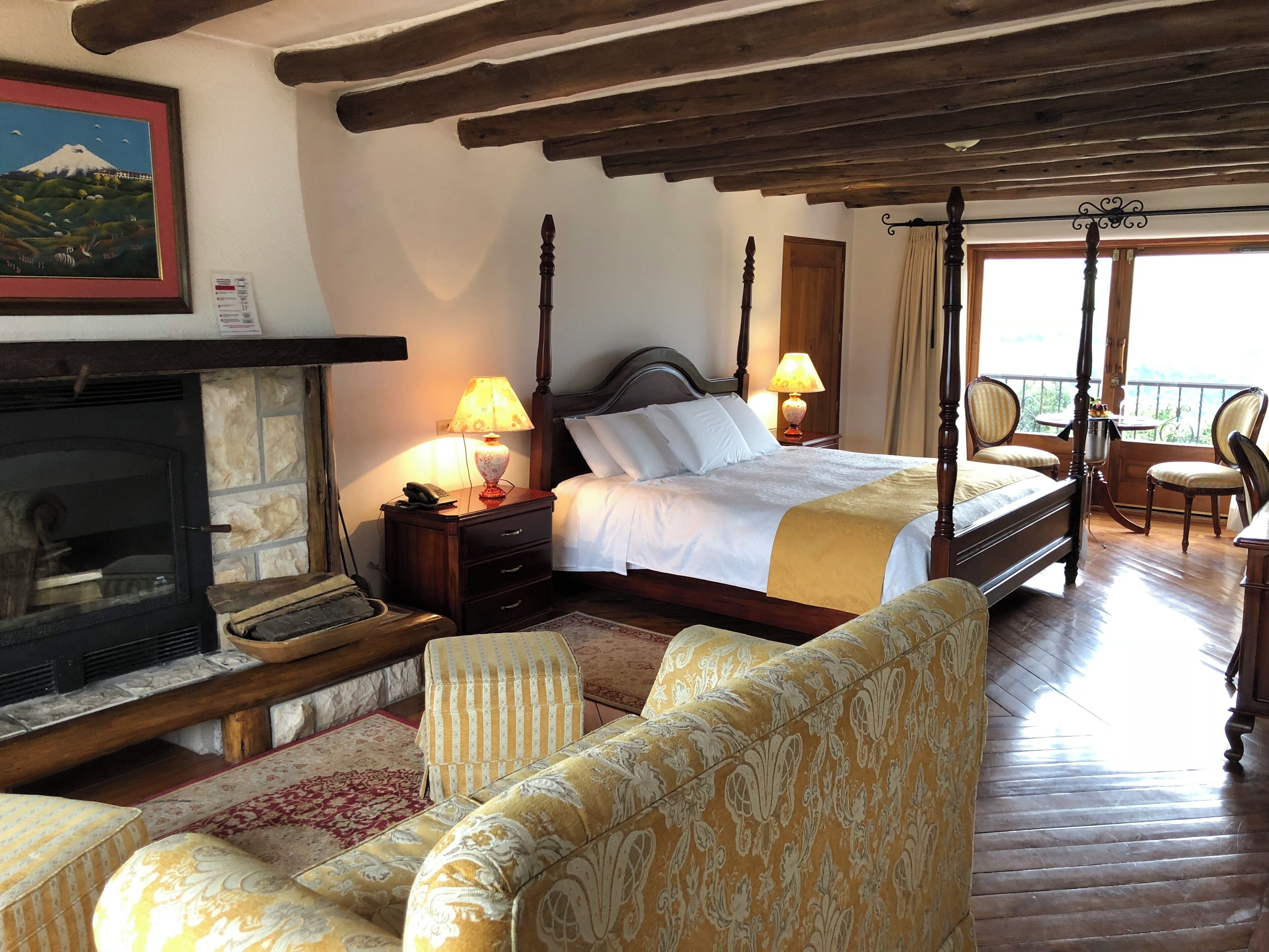 single room, 1 king bed | premium bedding, in-room safe, iron/ironing board, rollaway beds