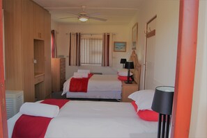 Appartement, 2 chambres (Sundays River Mouth) | 2 chambres, fer et planche à repasser, Wi-Fi gratuit, draps fournis