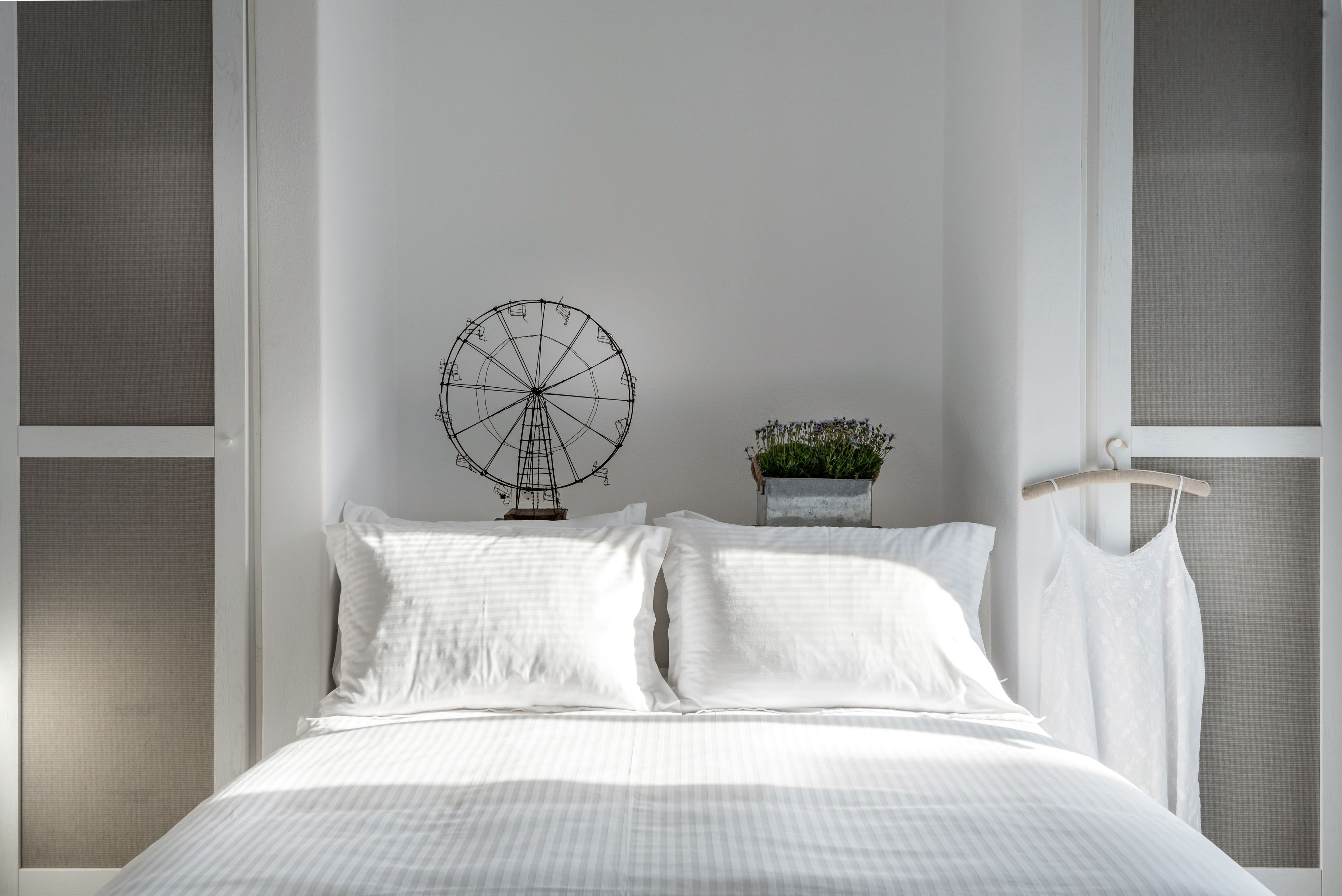 superior room, sea view | in-room safe, desk, soundproofing, free cots/infant beds