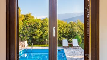 Villa, 2 Bedrooms, Private Pool | Living area