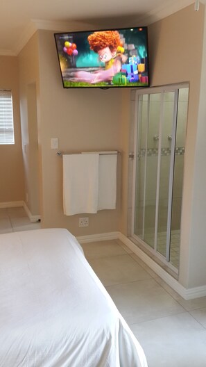 Habitación familiar (Private Family Room) | Ropa de cama de alta calidad y camas con pillow-top 