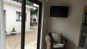 Economy Room (Double Budget Room) - MeTime Self Catering Accommodation (Mossel Bay)