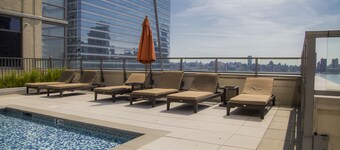 Pelicanstay at Newport