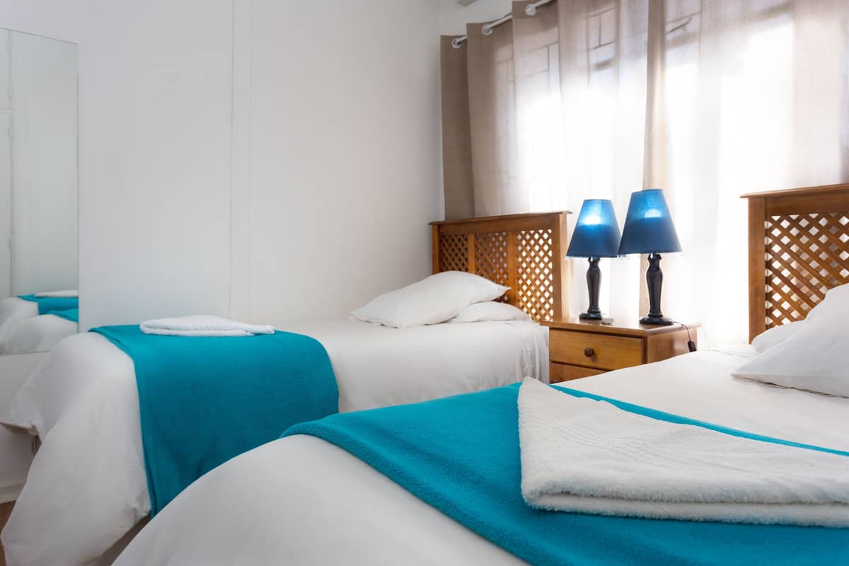 Standard House (Blue Crane) | Premium bedding, individually decorated, individually furnished