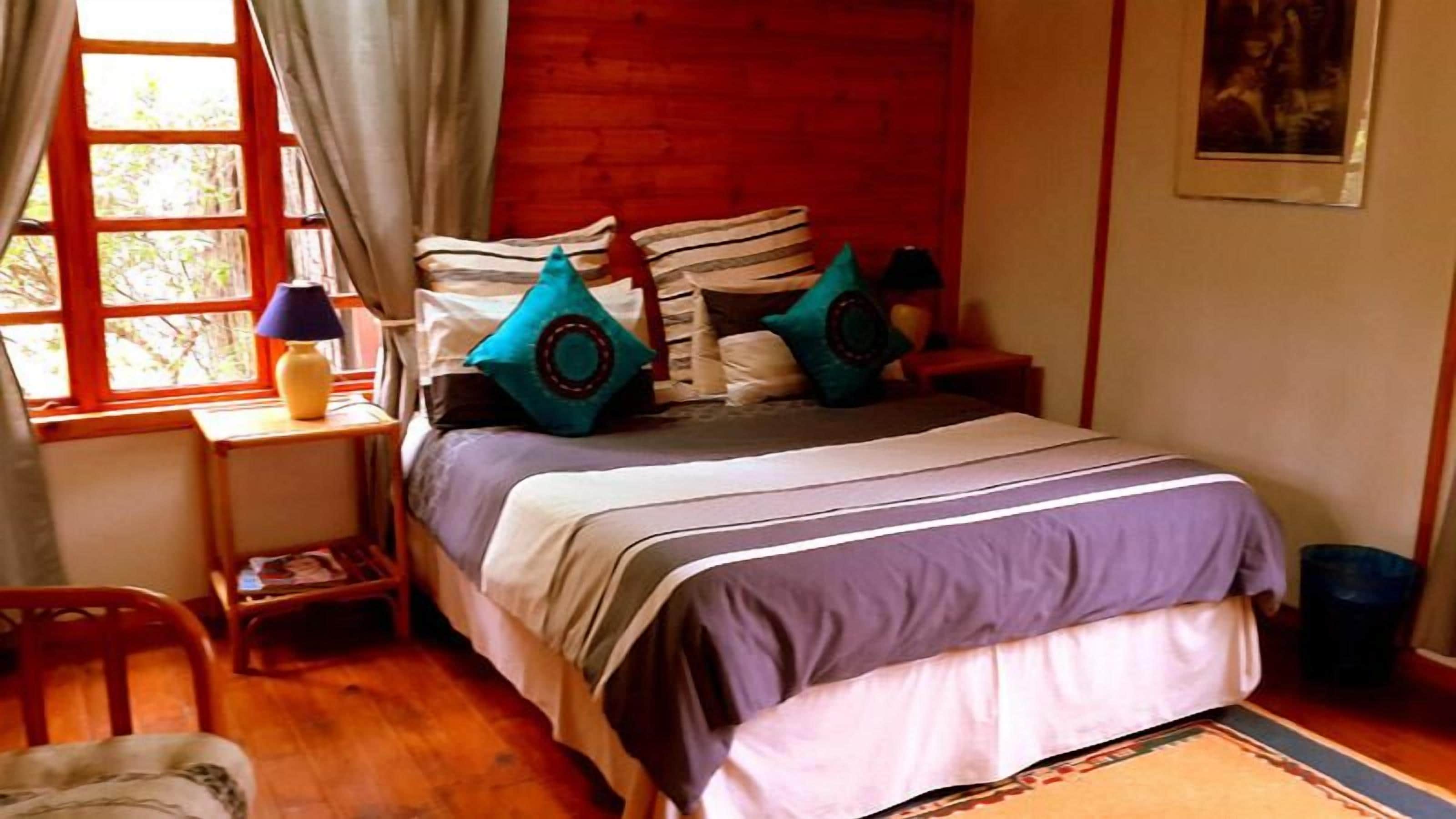 Family Cottage, 3 Bedrooms, Non Smoking, Mountain View | Select Comfort beds, in-room safe, individually decorated