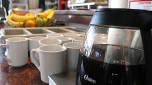 Free daily continental breakfast