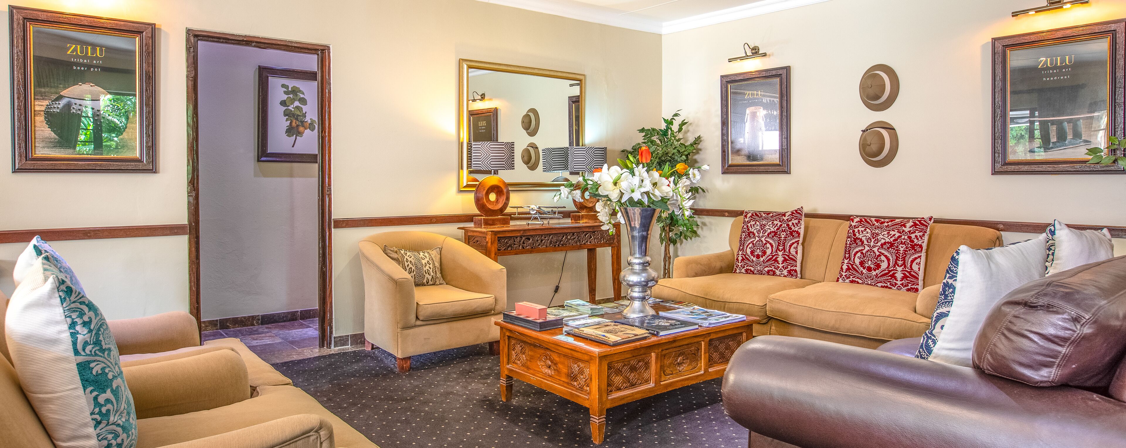 Coin salon dans le hall