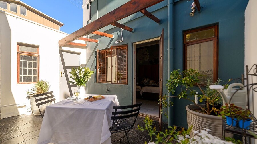 Leeuwenzee Guest House