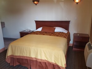 Premium Room, 1 Queen Bed - Travel Inn Motel (Los Angeles)